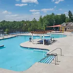 Tobyhanna Cabin With Private Deck Golf, Ski And Fish!