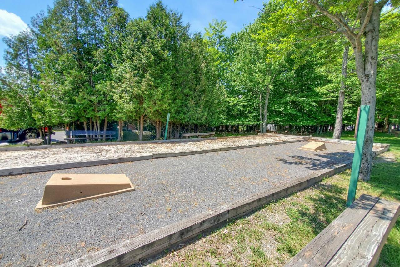 With Private Deck Golf, And Fish! Tobyhanna